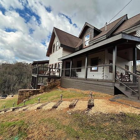 A Grand View Lodge #540 แกตลิงเบิร์ก ภายนอก รูปภาพ
