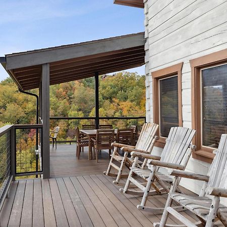 A Grand View Lodge #540 แกตลิงเบิร์ก ภายนอก รูปภาพ