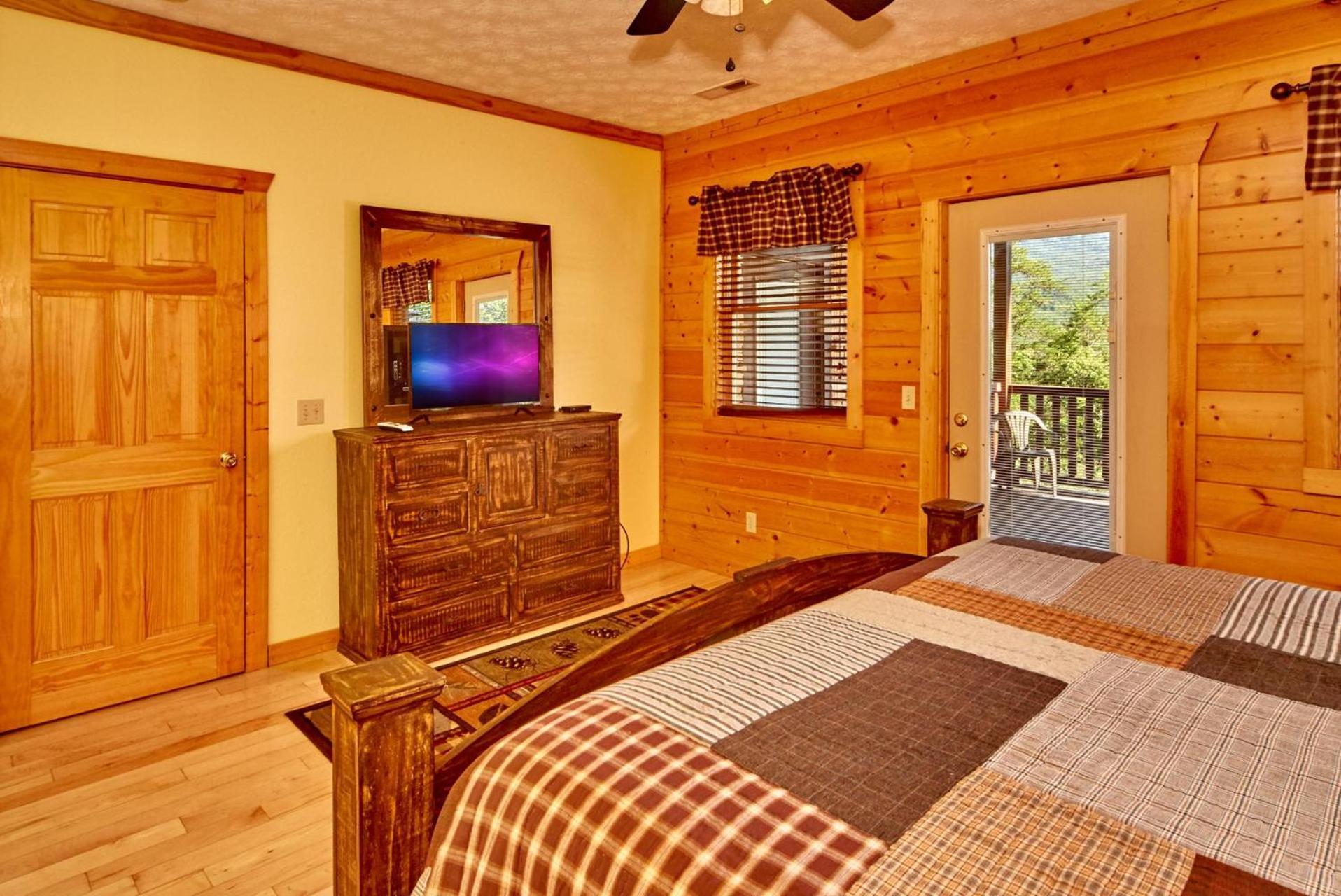 A Grand View Lodge #540 แกตลิงเบิร์ก ภายนอก รูปภาพ